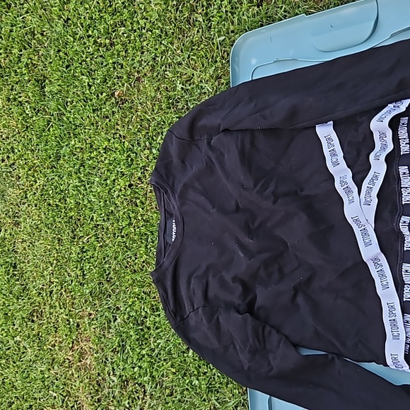 Victoria's Secret Tops - Victoria secret sport